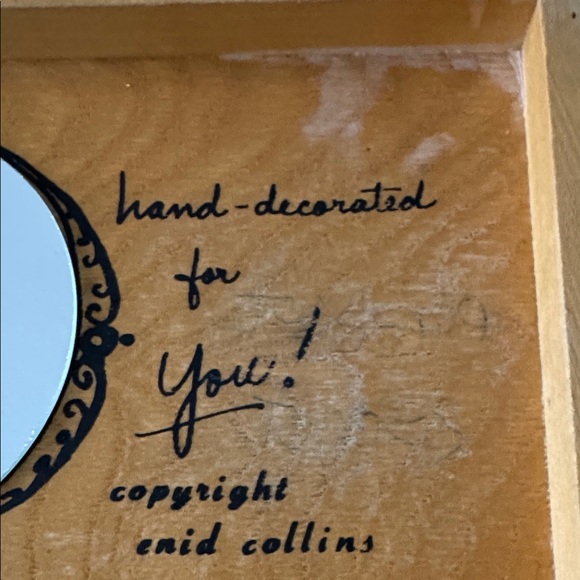 Enid Collin’s “People’s Choice” Embelished Box Bag - Picture 3 of 13